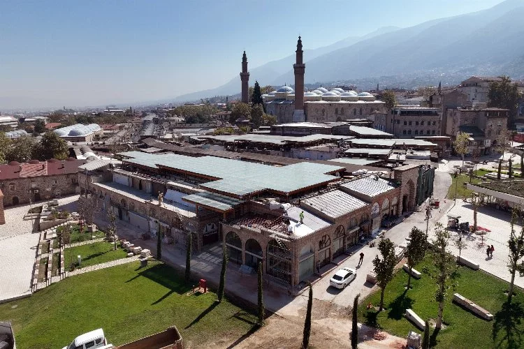 Bursa'da Tarihi Bakırcılar Çarşısı, restorsayon çalışmalarıyla özgün yapısına kavuşuyor