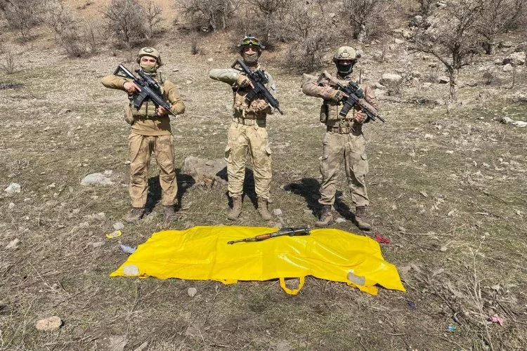 Bakan Soylu duyurdu: Türkiye'deki en üst düzey terörist sarı torbada