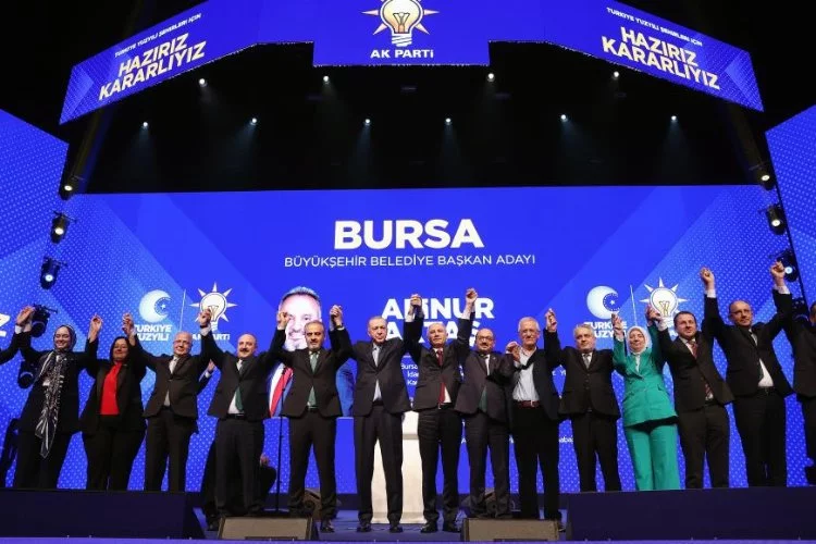 Bursa Büyükşehir Belediye Başkanı ve Adayı Alinur Aktaş 'en önemli projemiz' diyerek ilk müjdeyi verdi