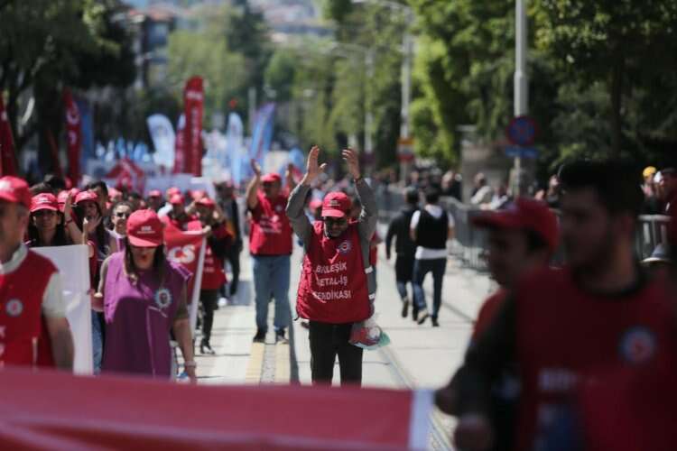 1 Mayıs Emek ve Dayanışma Günü Bursa’da coşkuyla kutlandı!