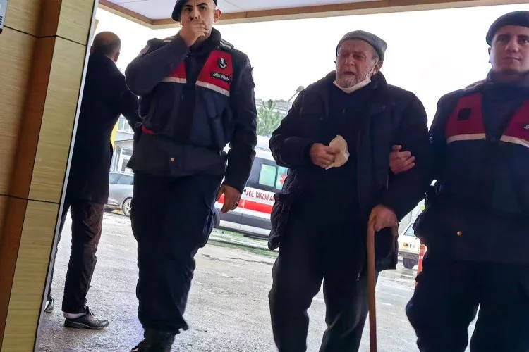 Bursa'da 81 yaşındaki adamı tutukladılar! Tepkisi yürekleri yaktı...