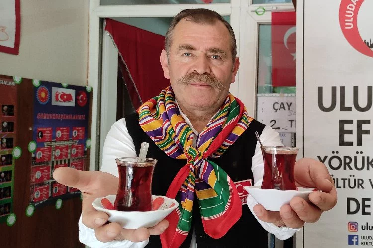 Bursa'da çayı hala 1 liradan satıyor