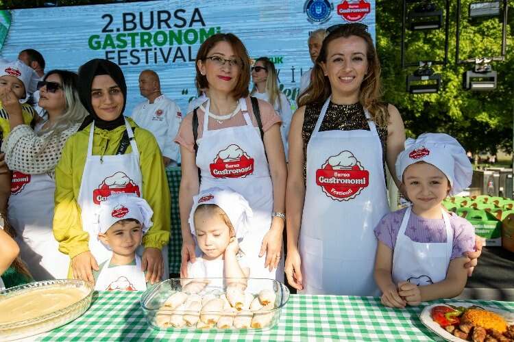Bursa'da Gastronomi festivali kendi rekorunu kırdı! 3 günde 500 bin...
