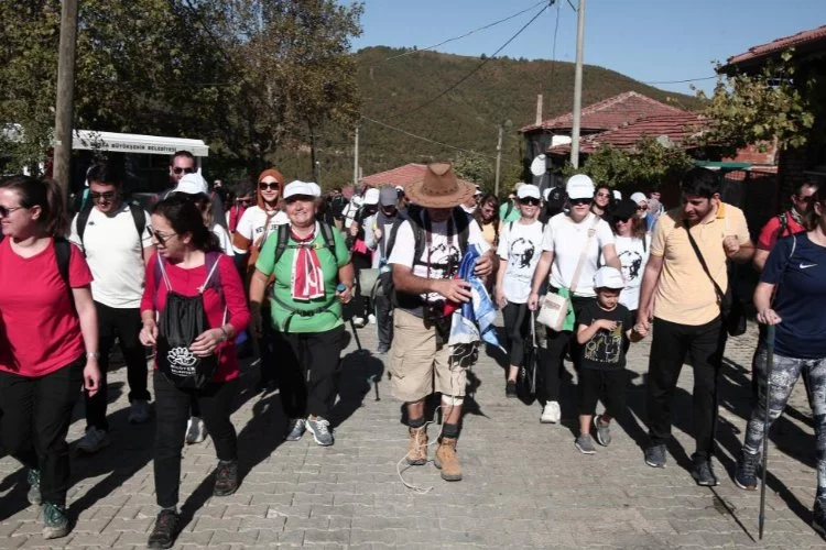 Bursa'da kalp sağlığı için 7 kilometre yürüdüler