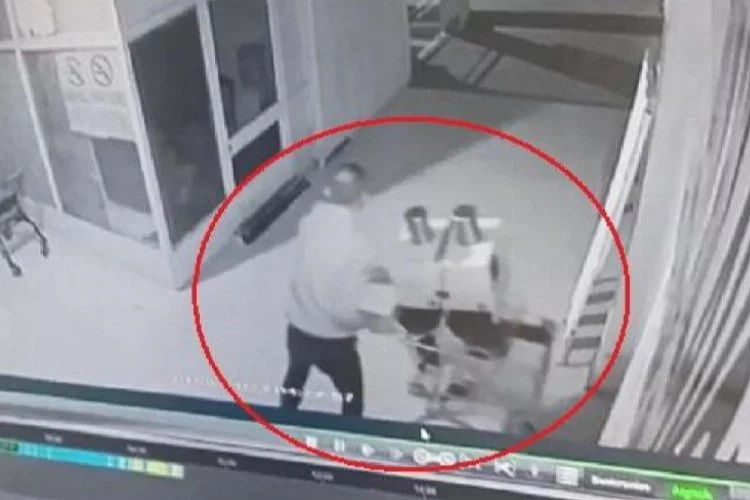Bursa'da pilavcı hırsızı anbean kamerada! 30 bin liralık malzeme çaldı