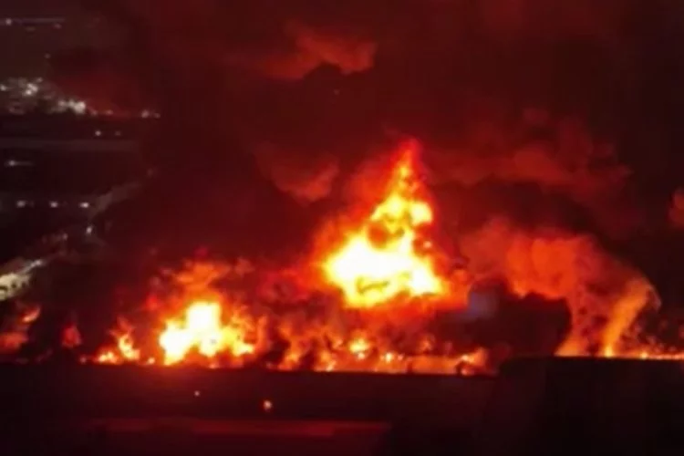 Bursa'daki dev fabrikada büyük yangın!