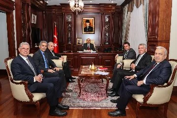 Bursa'nın belediye başkanları, Vali Mahmut Demirtaş'ı ziyaret etti