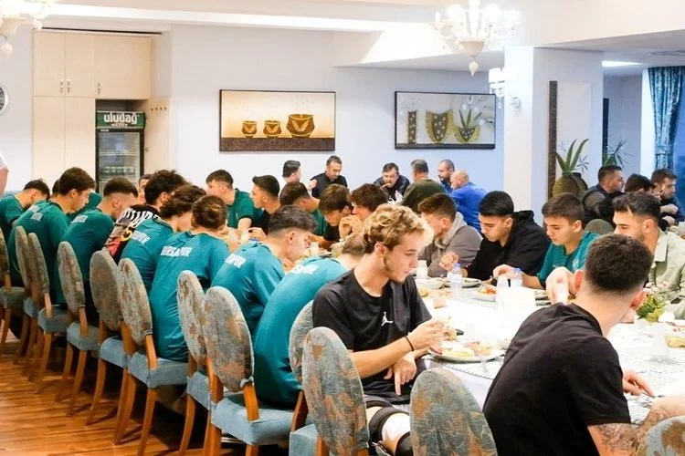 Bursaspor’da moral yemeği organize edildi