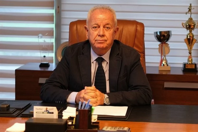 Bursaspor Divan Başkanı Galip Sakder, başkan adaylarının listelerini teslim etmeleri için tarih belirledi