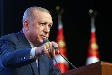 Cumhurbaşkanı Erdoğan'dan öğretmen atama töreninde sert sözler: 'Çapulcu musunuz?'
