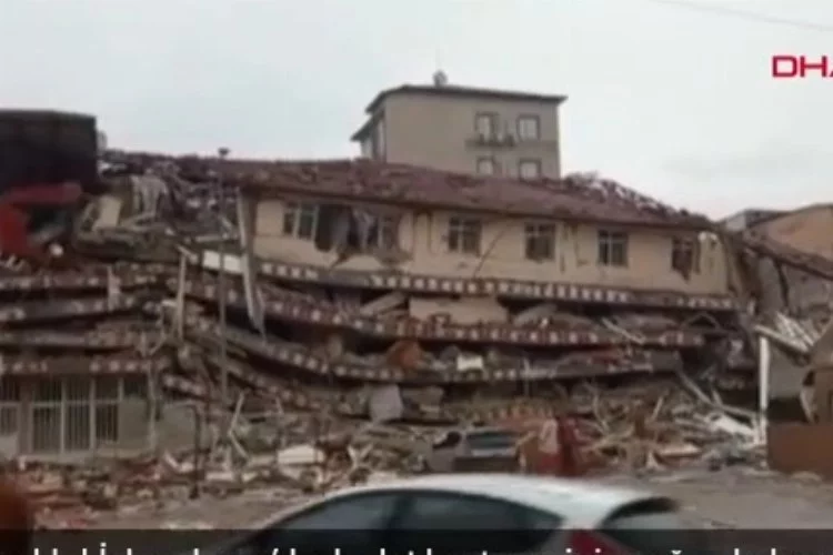 Depremle yerle bir oldu! İskenderun'da devlet hastanesinin yoğun bakım binasında can pazarı