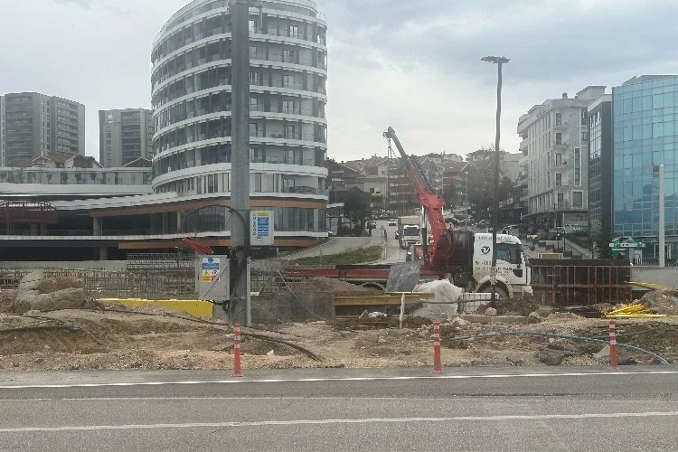 Ekmek parası için 15 günlüğüne gelmişti... Bursa'da metro inşaat alanında feci son!