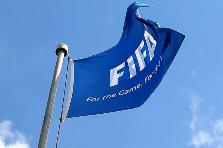 FIFA'dan Süper Lig ekibine iki dönem transfer yasağı