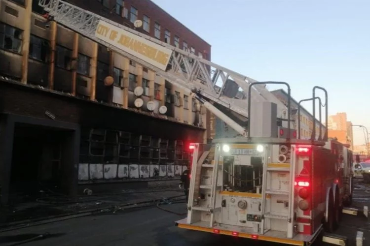 Güney Afrika’da binada yangın: 58 can kaybı, 43 yaralı
