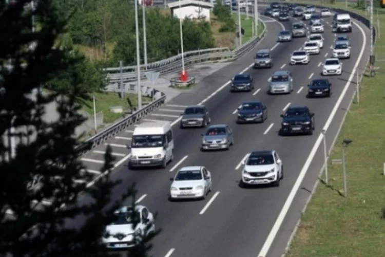 İMO Bursa: Otoyollardaki hız sınırı artışı kazalara davetiye çıkarıyor