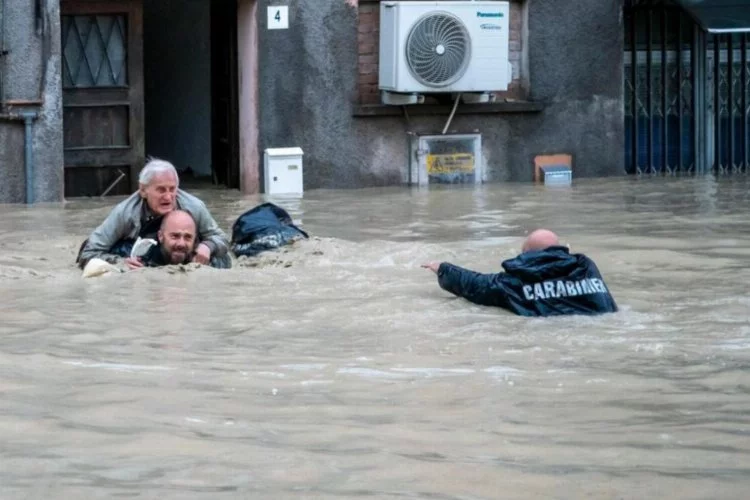 İtalya’daki sel felaketinde ölü sayısı artıyor!