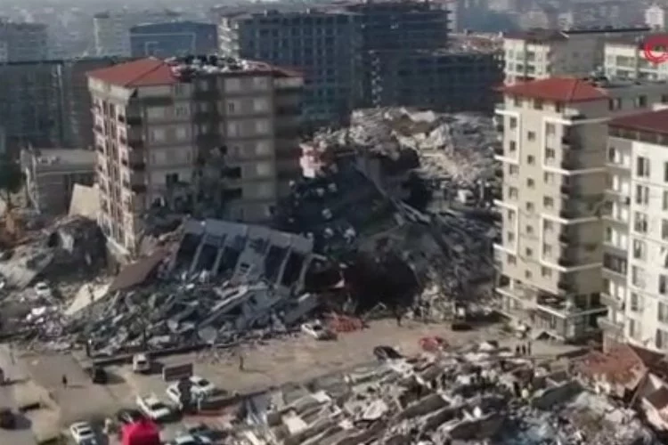 Koca şehir yerle bir! Depremin vurduğu Hatay havadan böyle görüntülendi