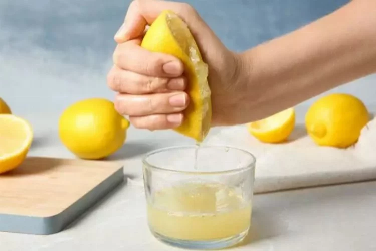 Limon suyunun bu faydalarını öğrenen elinden bardağını düşürmüyor!
