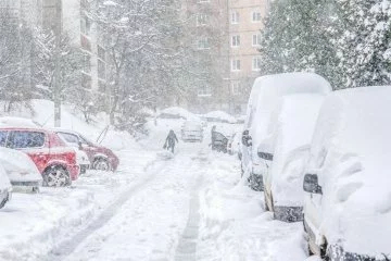 Meteoroloji gün gün paylaştı! Bursa'ya yoğun kar geliyor: Göz gözü görmeyecek