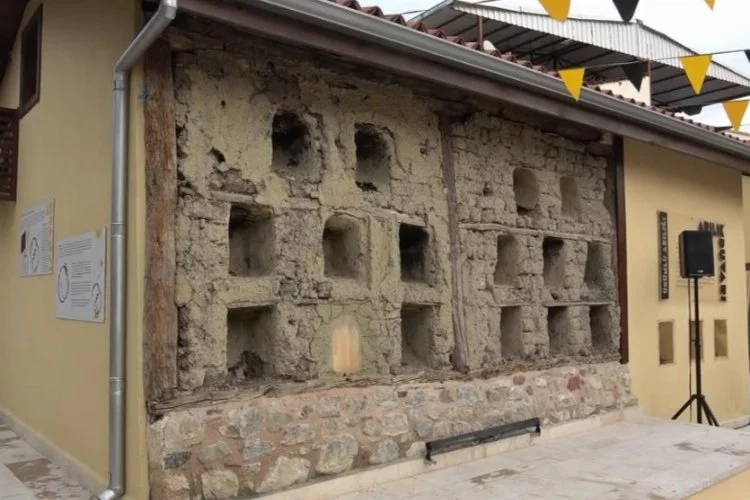 Nilüfer'de 150 yıllık 'Arı Evi' yapılan restorasyonla hayat buldu