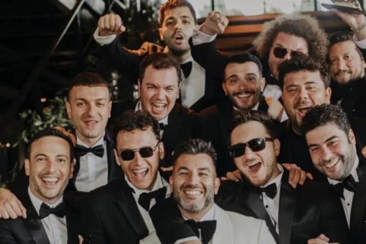 Oğuzhan Koç'un düğününden toplu fotoğraf Tolga Akış'ın yazdığı not olay oldu!