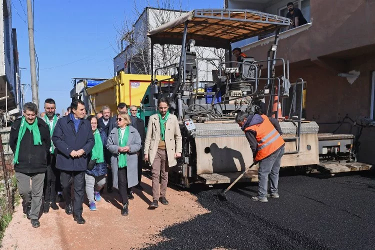 Osmangazi’de 15 sokağın yolları yenilendi