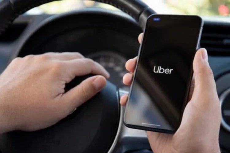 Taksicilerin Uber zaferi! Uber, taksicilere 178 milyon dolar ödeyecek