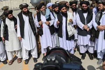 Taliban bile 'liyakat' diyor! Akrabaların devlet kurumlarına atanması yasaklandı
