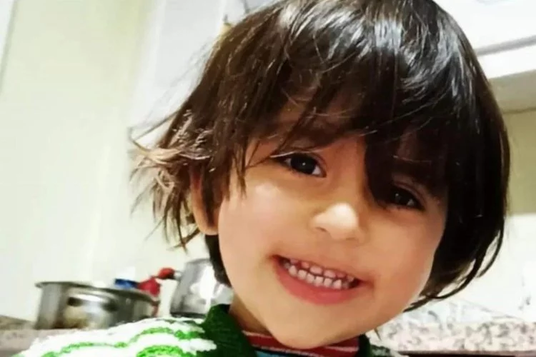 Tedavi için getirildiği hastanede kalp krizi geçirdi! 4 yaşındaki Hamza'dan acı haber...