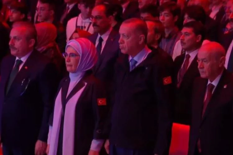 Türkiye için tarihi gün! Cumhurbaşkanı Erdoğan TOGG'u banttan indirdi!