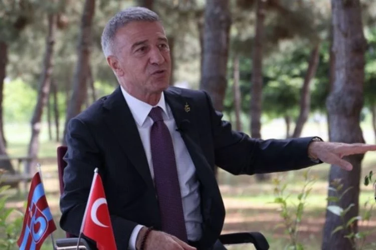 Trabzonspor'da büyük şok! Ahmet Ağaoğlu başkanlıktan istifa etti