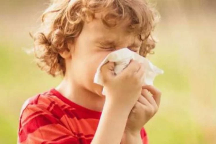Uzmanlar uyarıyor! Alerjik çocuklarda aşı ihmal edilmemeli