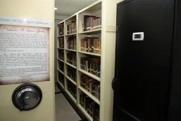 Yazma eserler kütüphanesi ve sergi salonu hizmete açıldı